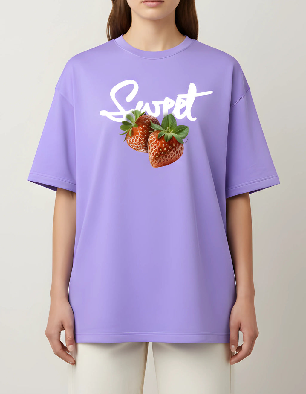 Sweet Strawberry Graphic Oversized Women’s T-Shirt | Lavender Oversized T-Shirt