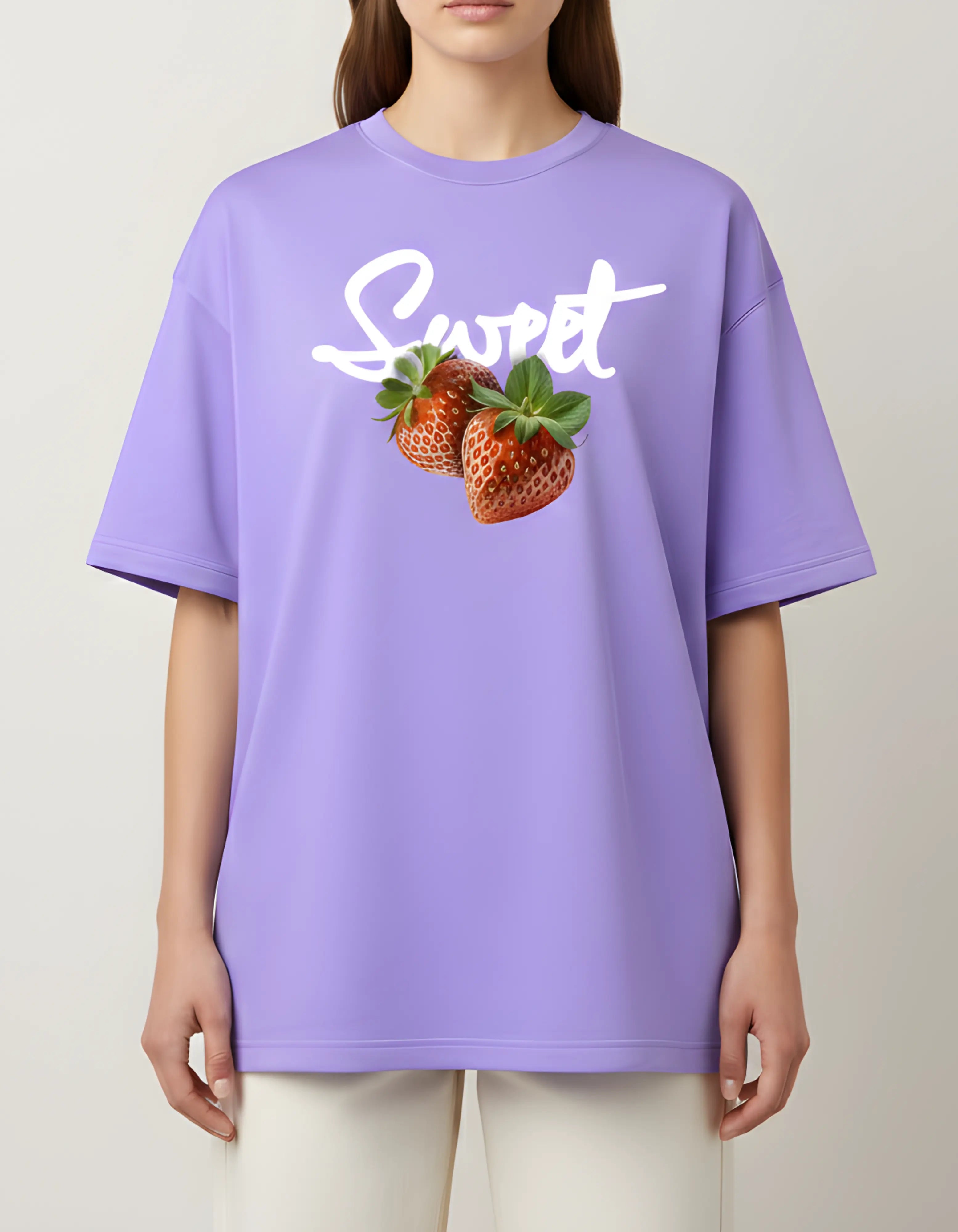 Sweet Strawberry Graphic Oversized Women’s T-Shirt | Lavender Oversized T-Shirt